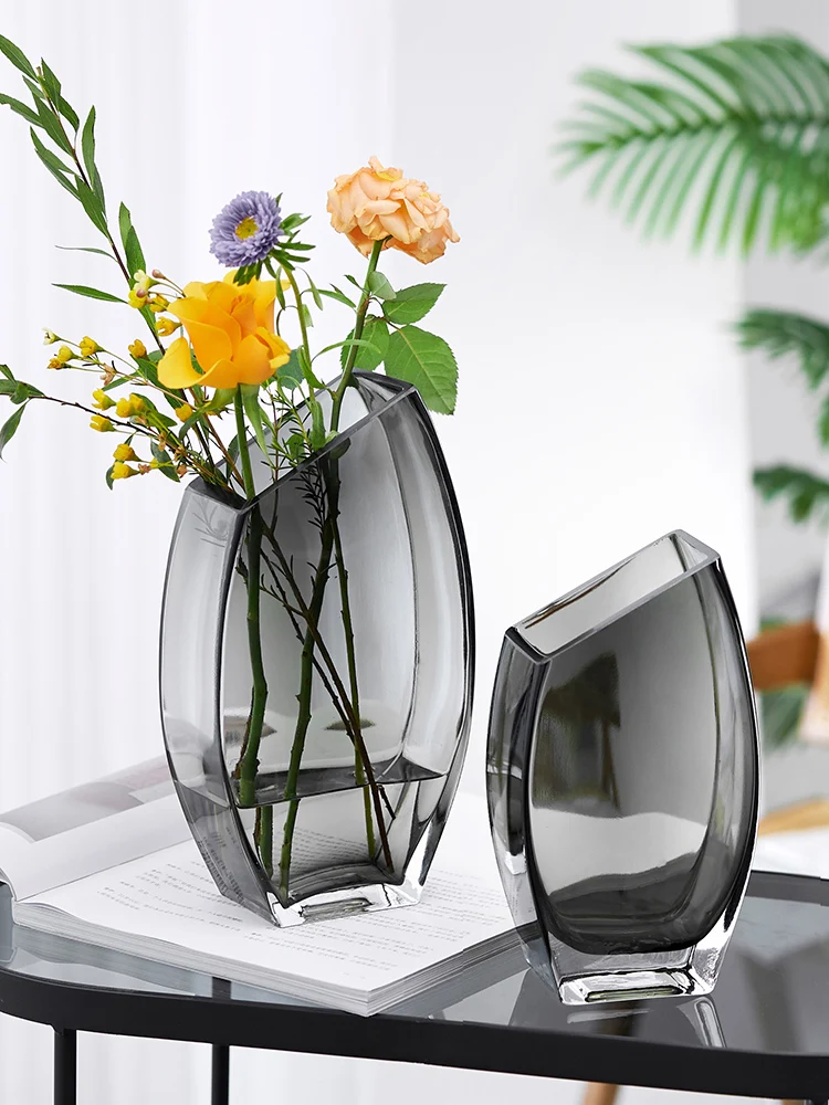 Light luxury Nordic simple craft oblique mouth creative glass vase water flowers flower arrangement