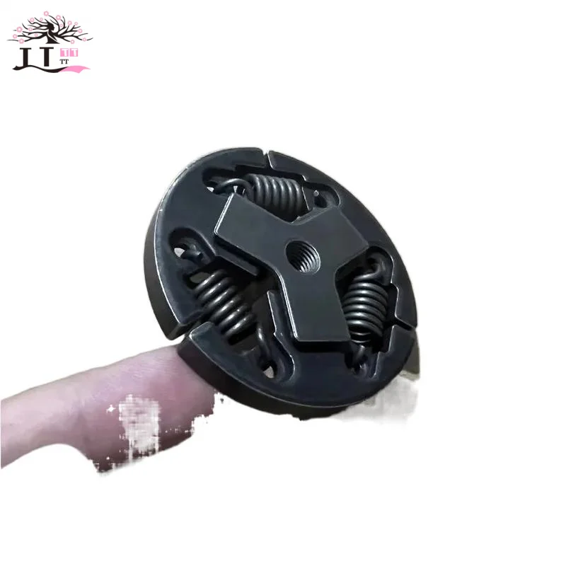 

A 056000071 Сцепление для бензопилы Echo 326T CS-300 CS-301 CS-305 CS-306 CS-330MX4 CS-330T CS-340 CS-341 CS-345 CS-346 CS-360T TY