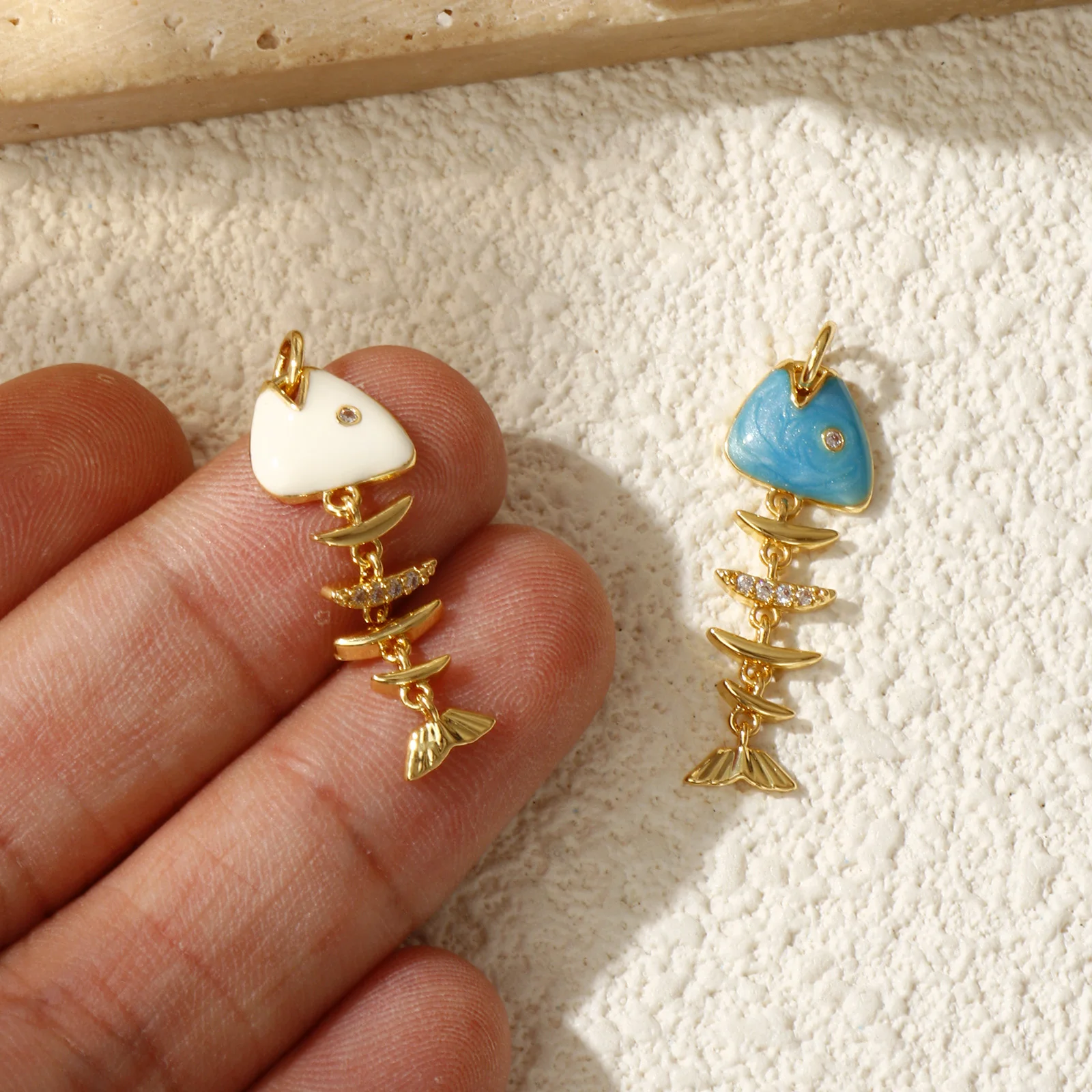1 PC Brass Fish Bone Ocean Jewelry Pendants 18K Gold Plated Enamel Fish Movable Clear Cubic Zirconia Charms Findings  3.1cmx1cm