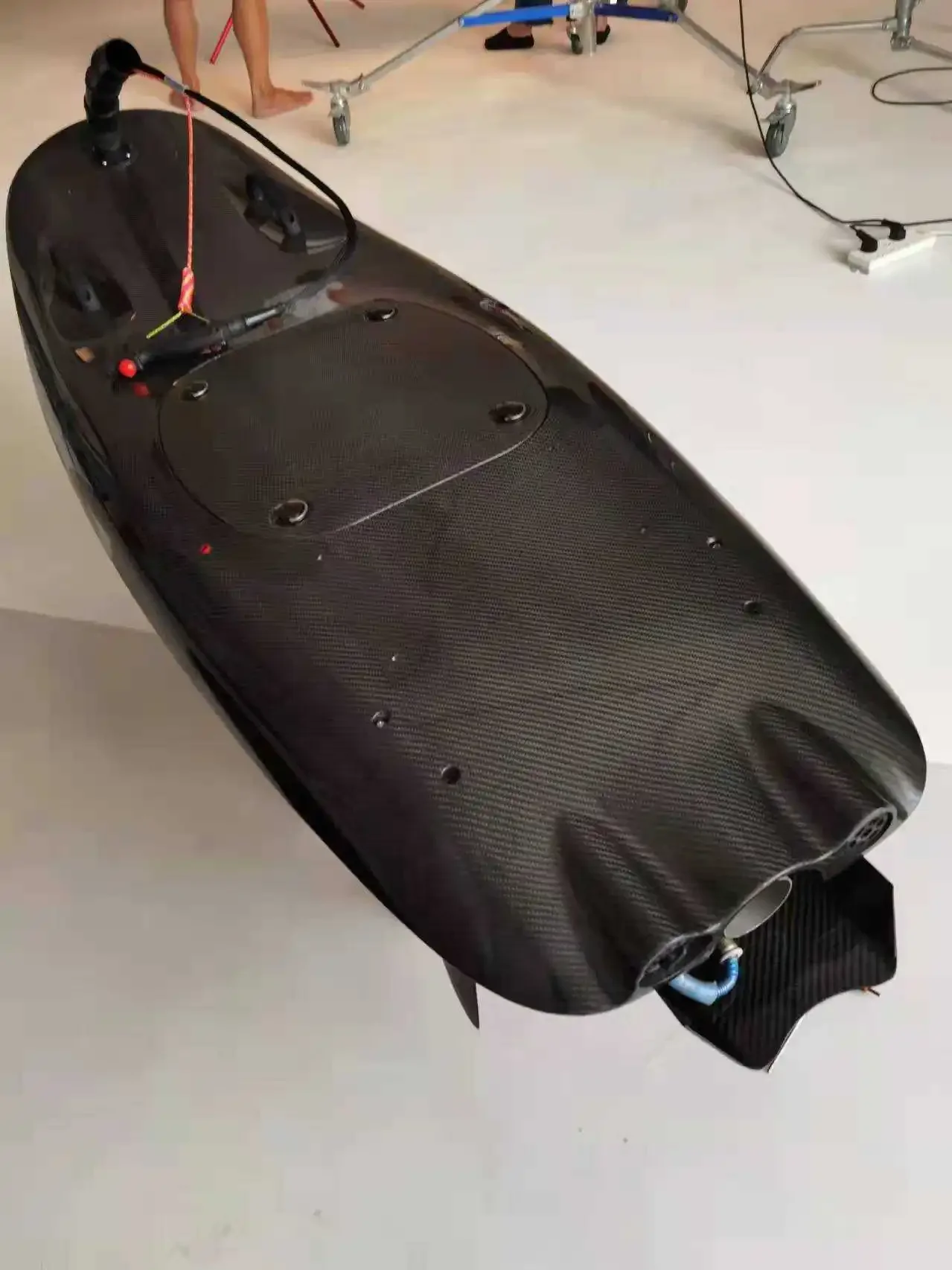 l # High Technology 110cc Gas Water Jet Board Petrol Surfboard 2 Stroke Carbon Fiber Surfboard