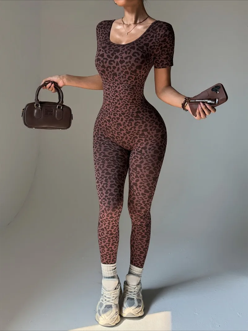 مثير الرياضة بذلة المرأة ليوبارد طباعة اليوغا وزرة قصيرة الأكمام عارية الذراعين قطعة واحدة ضيق ارتداءها اللياقة البدنية الرياضة رياضية