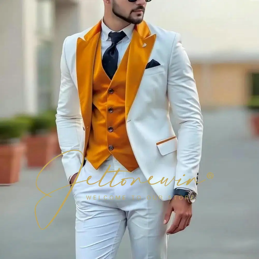 

White Men's Tuxedo Suit Set Peaked Lapel 3 Piece Outfits Jacket Gold Velvet Vest Pants Stylish Formal Wedding Party Prom Suits