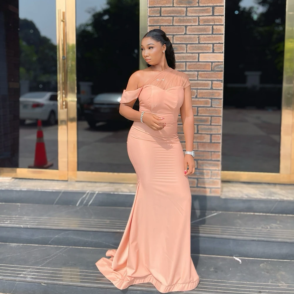 

Blush Mermaid Bridesmaid Dresses One Shoulder Sweep Train African Women Wedding Guest Party Gowns Maid of Honor Dress Customized