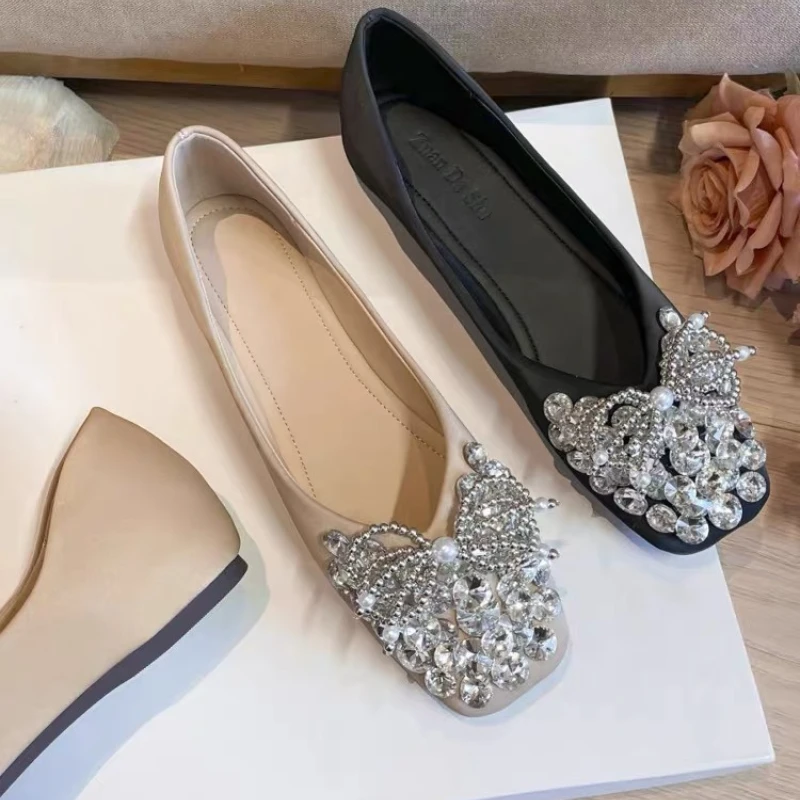 Scarpe basse di lusso con strass Scarpe da donna con perline con fiocco e punta quadrata Scarpe eleganti da donna con suola morbida Comfort Scarpe firmate in cristallo da donna