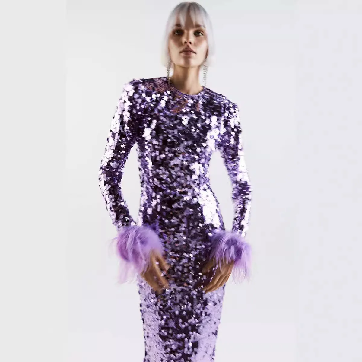 

Popular slim-fitting long-sleeved round neck ostrich feather spliced ​​sequined long gown sexy sequined dresses for women