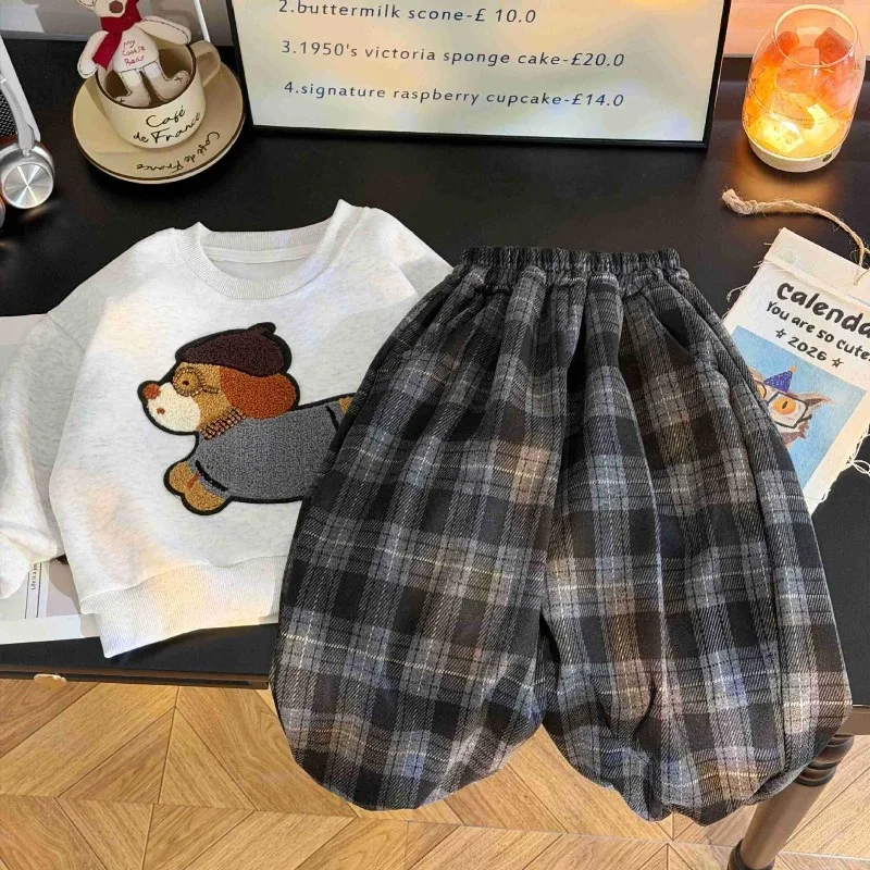 RAISE Herbst-Winter-Kinder-Jungen-2-teiliges-Kleidungsset mit Hundemotiv, Sweatshirt-Set für Jungen, lockere Hose mit Leoparden- und Karomuster, Baby-Jungen-Outfit – Detail 4