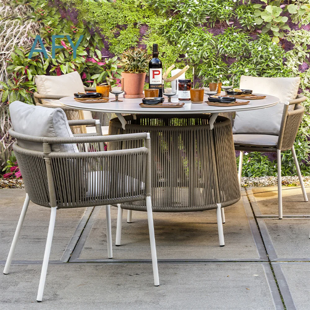Wicker Outdoor Patio Table and Chairs Set for Garden Courtyard Villa Balcony Backyard Minimalist Rattan Lounge Chair 3 Piece