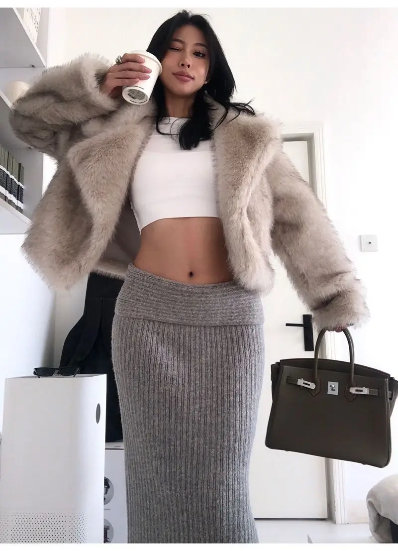 Luxury Faux Fox Fur Cropped Jacket for Women Winter Fluffy Cozy Warm Coats Female Fashion Street Lapel Collar Plush Outerwear