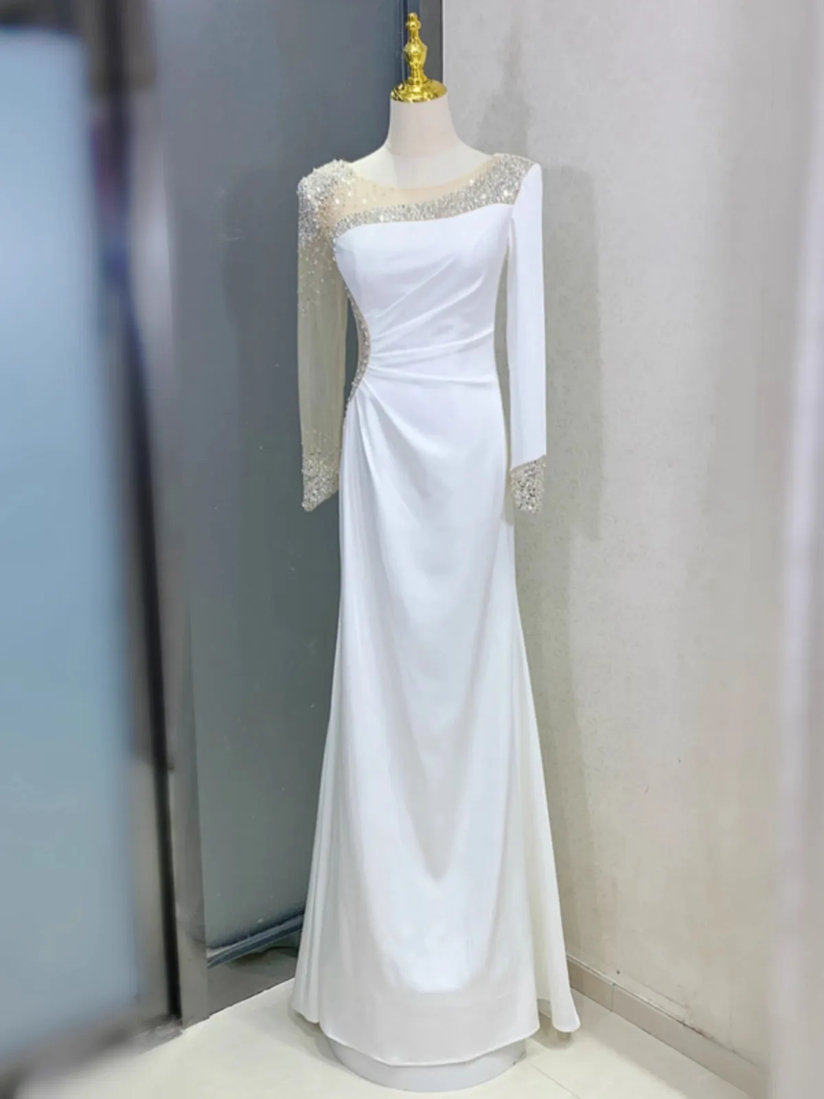 

Ele Long Sve Evening Gown Women's Host Formal Dr Luxury Tailored Fi Tail Performance Costume for Art Exam