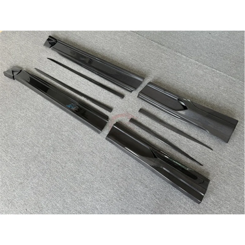 

Для Lamborghini URUS: Новинка! Комплект обвеса из карбона в стиле 1016 (боковые пороги и спойлеры)