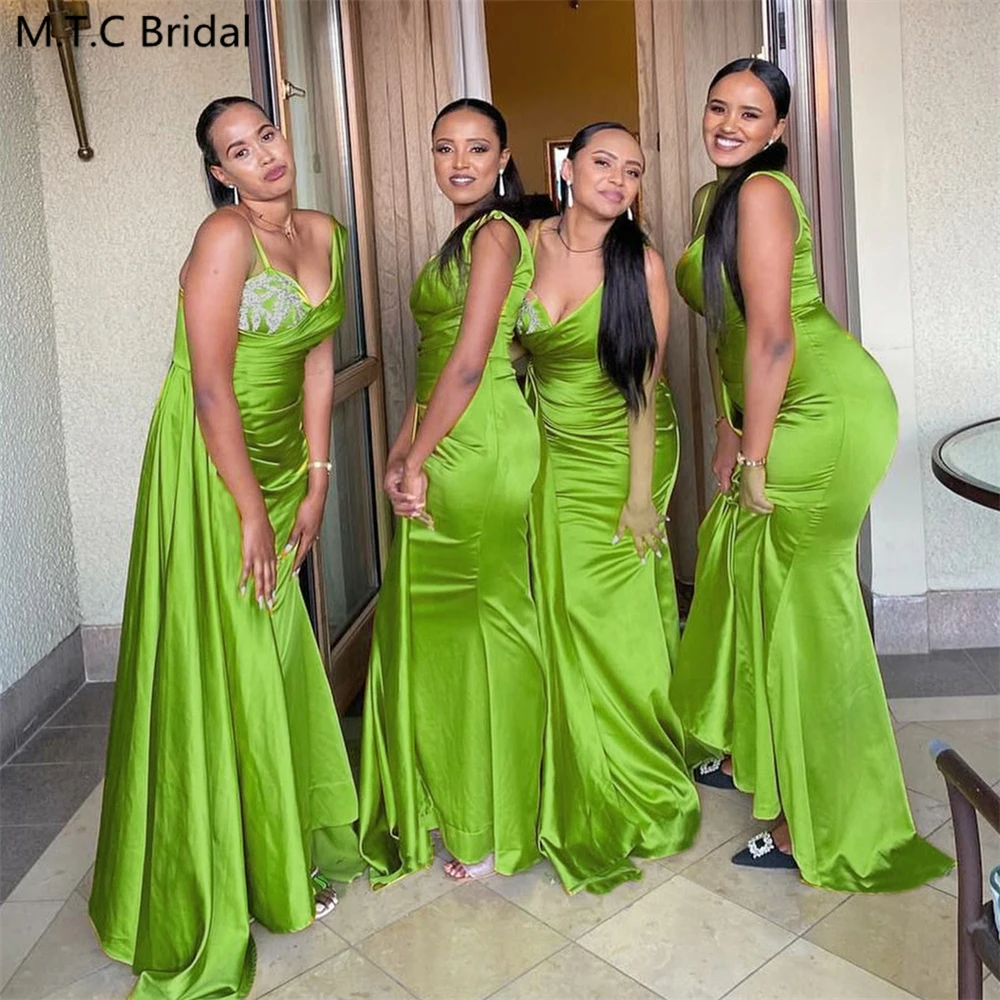

Green Long 2024 Mermaid Bridesmaid Dresses With Silver Beads Floor Length Corset Back Satin Wedding Guest Gowns Custom Made