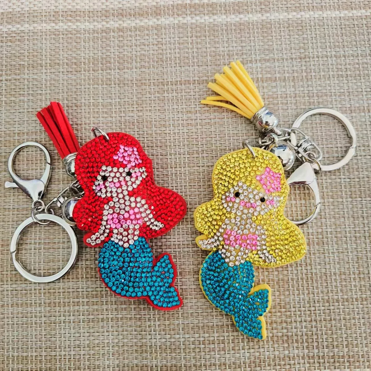 Disney cartoon sirena diamanti portachiavi carino borsa anime e ornamenti pendenti regali di compleanno per donne Europa e America