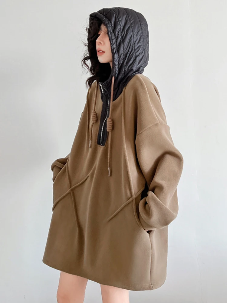 [EAM] Coffee Color-block With Velvet Sweatshirt New Hooded Long Sleeve Women Big Size Fashion Tide Spring Autumn 2023 1DH4379