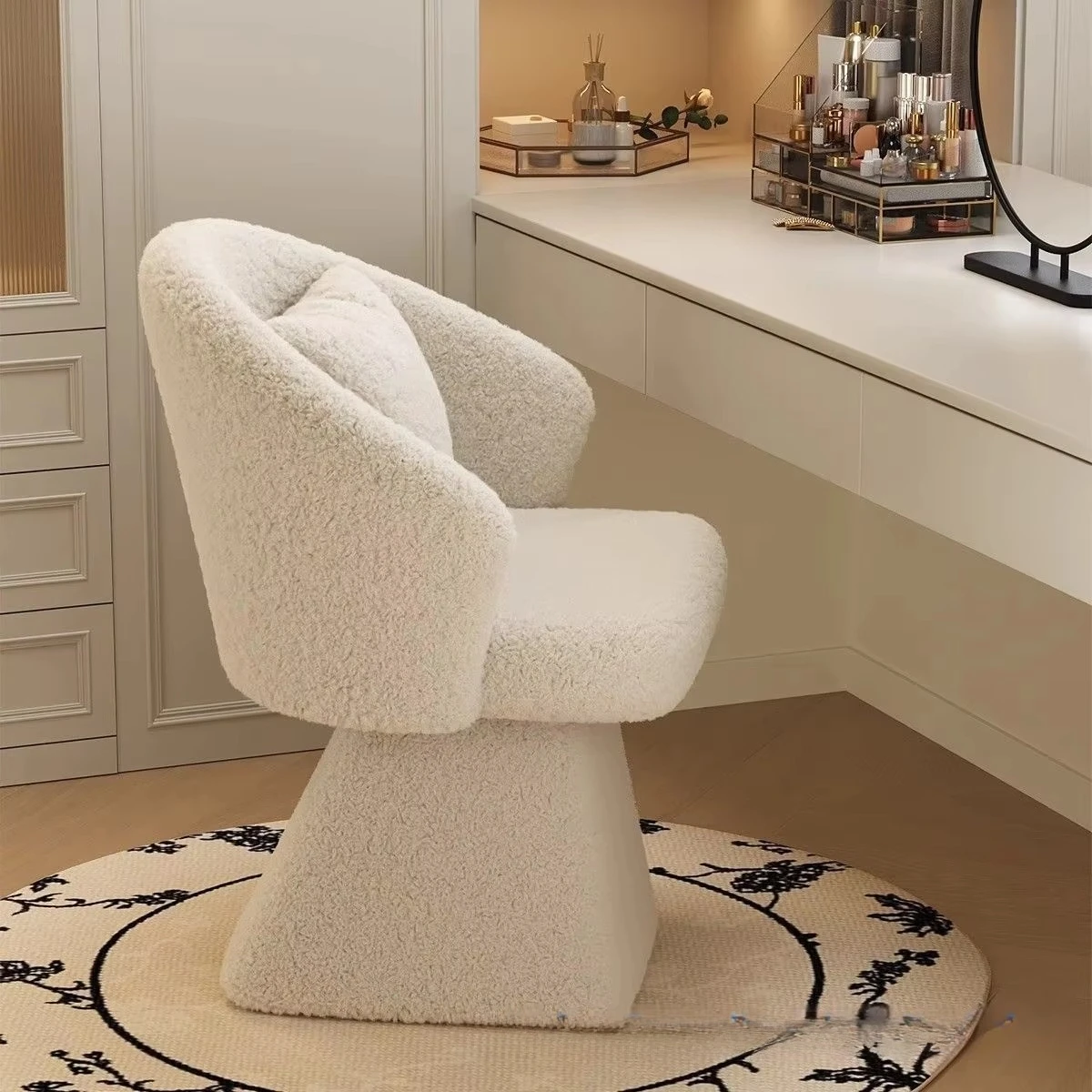 Modern Rotatable Makeup Stool Princess Light Luxury Nail Salon Reception Chair For Girls' Bedroom Dressing Table Chair For