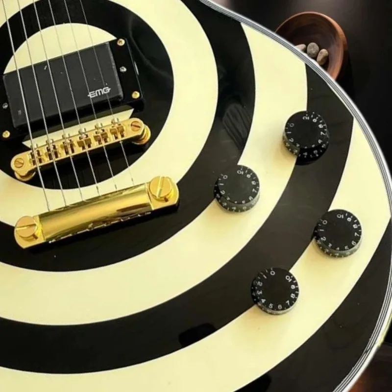 Zakk Wylde Signature Black White Bullseye LPUG Electric Guitar EMG Active Humbucker Fixed Bridge Gold Hardware Heavy Metal Hard