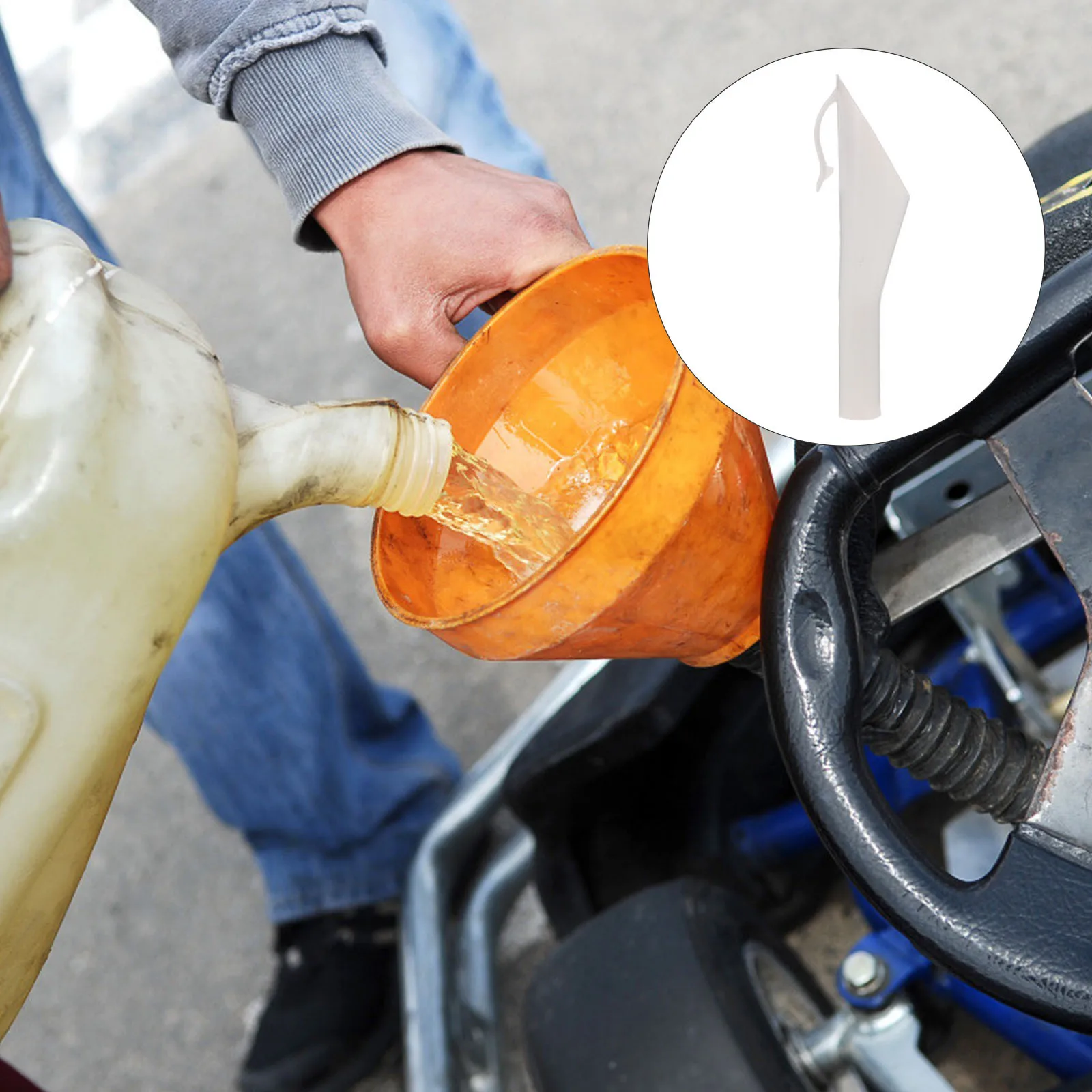 

1Set Engine Oil Funnel Good Craftsmanship Easy Pouring Automotive Fluid Transfer Equipment Engine Oil Funnel Emergency Fuel