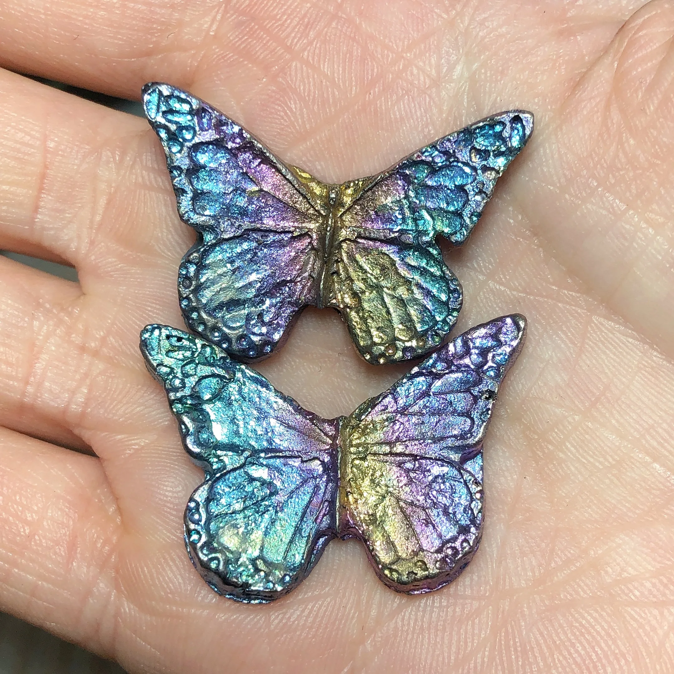 

Natural Crystals Bismuth Butterfly Reiki Healing High Quality Room Decor Carving Energy Gift Mineral Ore