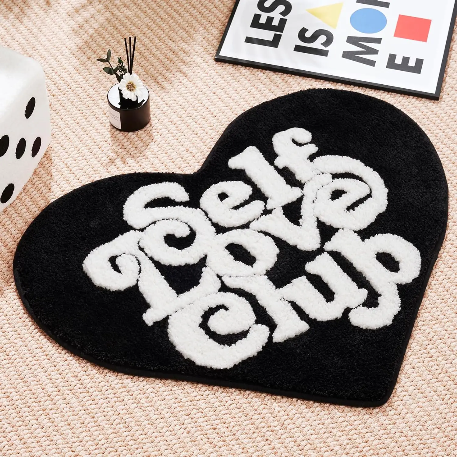 VIKAMA-förmiger Teppich aus Kaschmirimitat, niedliches Badezimmer, rutschfeste Matte, für Mädchen, College-Stil, Raumdekoration, weiche Schlafzimmer-Bodenmatte