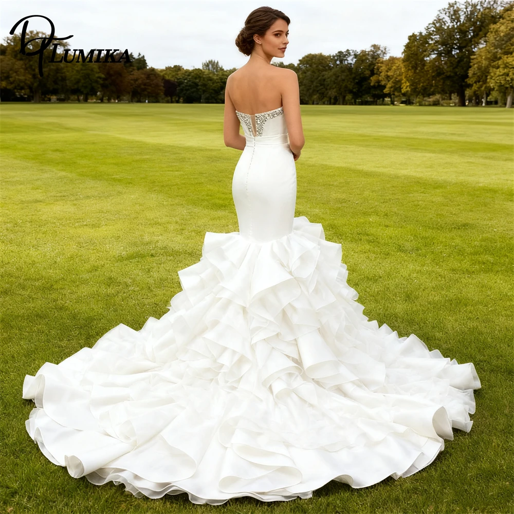 DTLumika أحجار الراين حورية البحر فستان الزفاف للعروس 2026 بدون حمالات ذيل مكشكش فستان زفاف مخصص لحفل الزفاف في الهواء الطلق