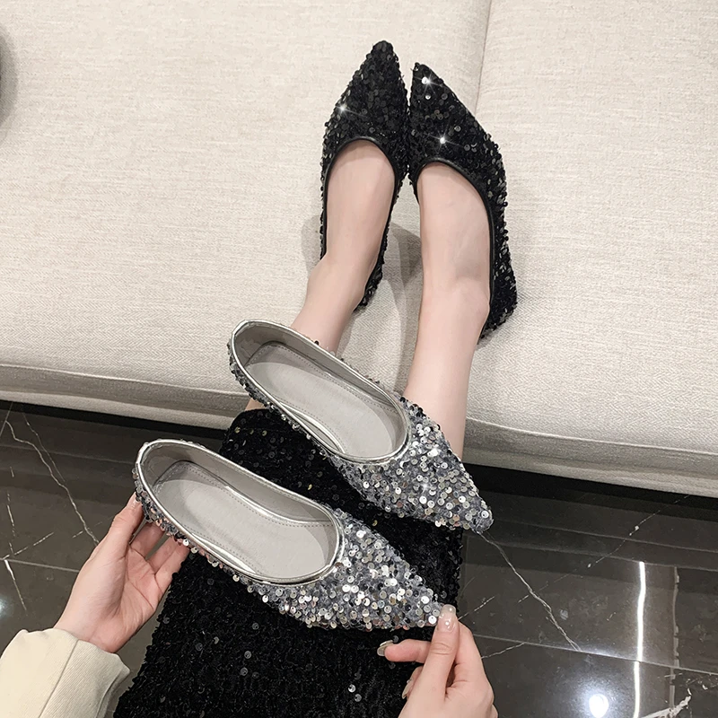 Womens Single Shoe with Pointed Toe Low Heel Sequins Non Slip Soft Sole 2025 New Spring Autumn Outdoor PU Fashion Single Shoe