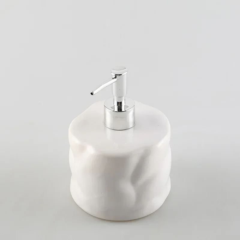 

580ml Creative white porcelain lotion bottle hotel bathroom shower gel shampoo subpackage bottle bathroom accessories