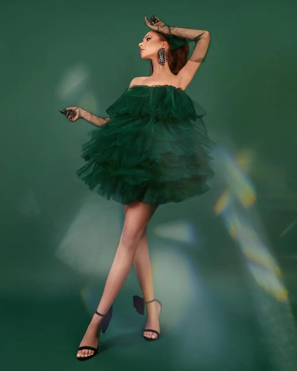 فستان نسائي بدون حمالات من التل الأخضر الداكن مكشكش للحفلات الراقصة قفازات شفافة قصيرة منتفخة لحفلات الكوكتيل بطول صغير مقاس كبير #4