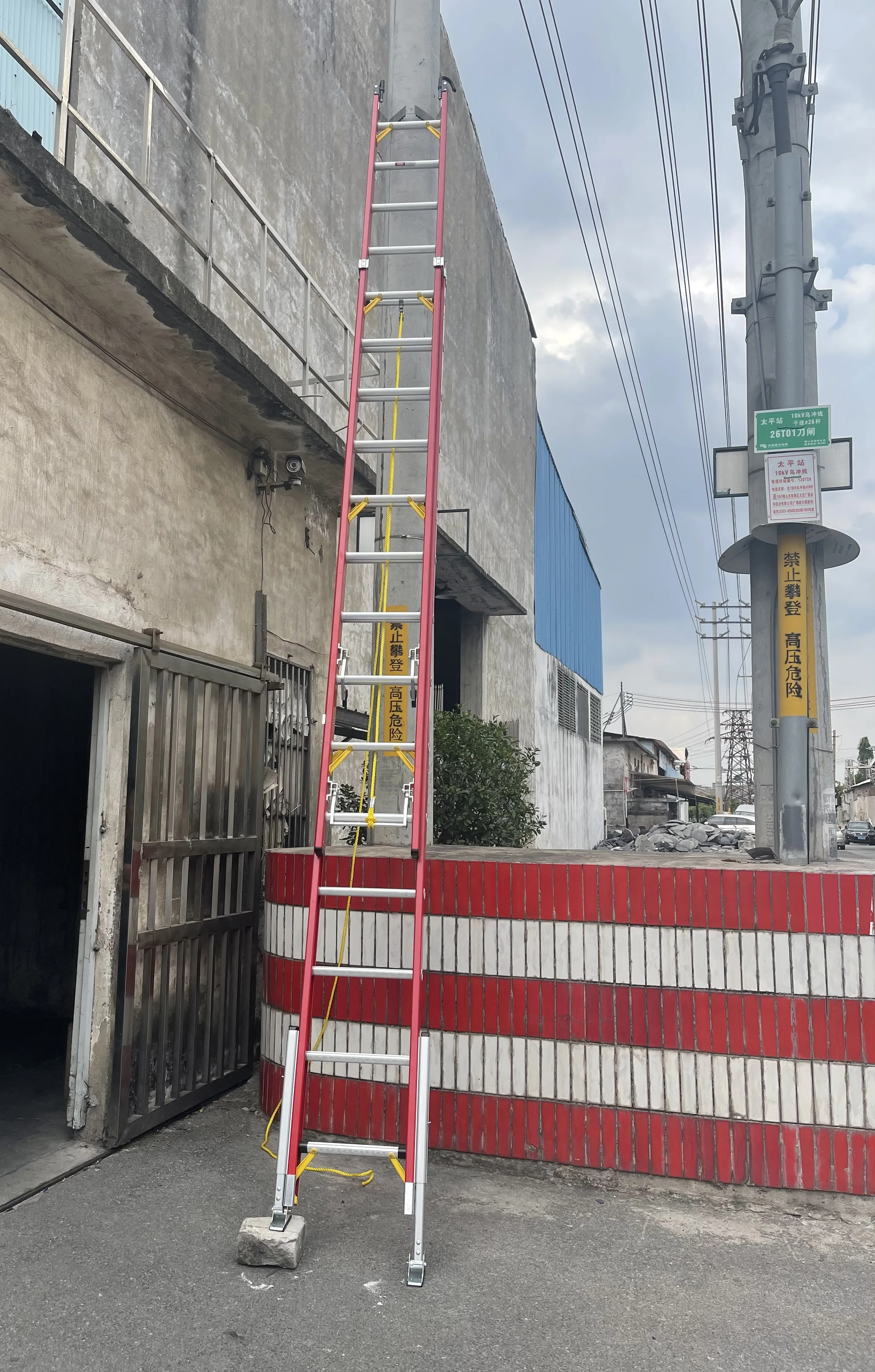 Electric Insulating Double Sided Multipurpose Fiber Glass Ladder Foldable Fiberglass Ladders Extension Ladders