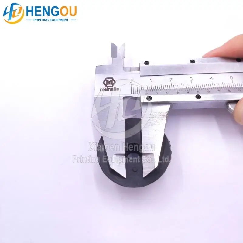 Ventouse en caoutchouc noir, taille 33x19x7mm