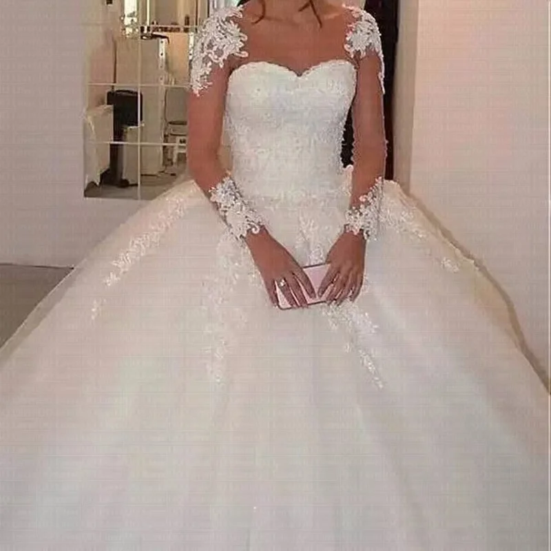 

2025 New Customized Wedding Dress 25020100-3