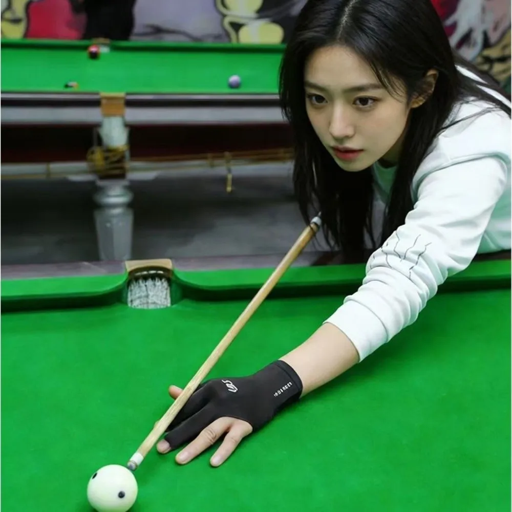 1Pcs Half-finger Snooker Glove High-elasticity Anti-slip Billiard Glove Wear-resistant Breathable Training Glove