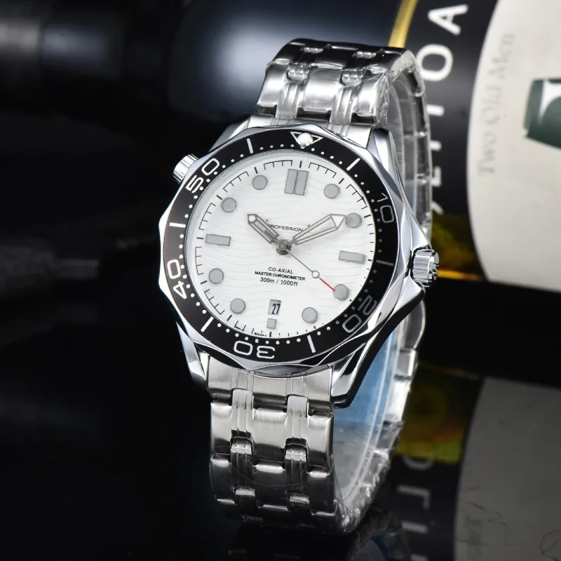 ​ 2025 ساعة كوارتز بسيطة للرجال سوار فولاذي غير قابل للصدأ مؤشر خرز مغناطيسي كاجوال مقاوم للماء أسود فضي مجاني