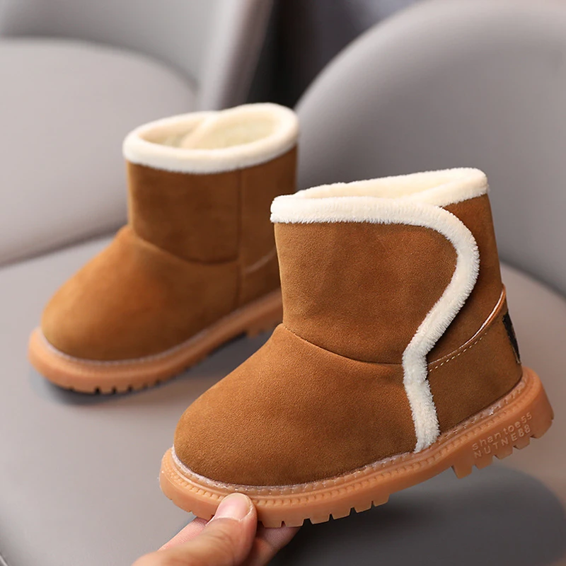 

2023 Fashion Children Winter Shoes Baby Boys Girls Snow Boots Kids Warm Plush Botas Soft Sole Short Boots Child Sneakers CSH1459