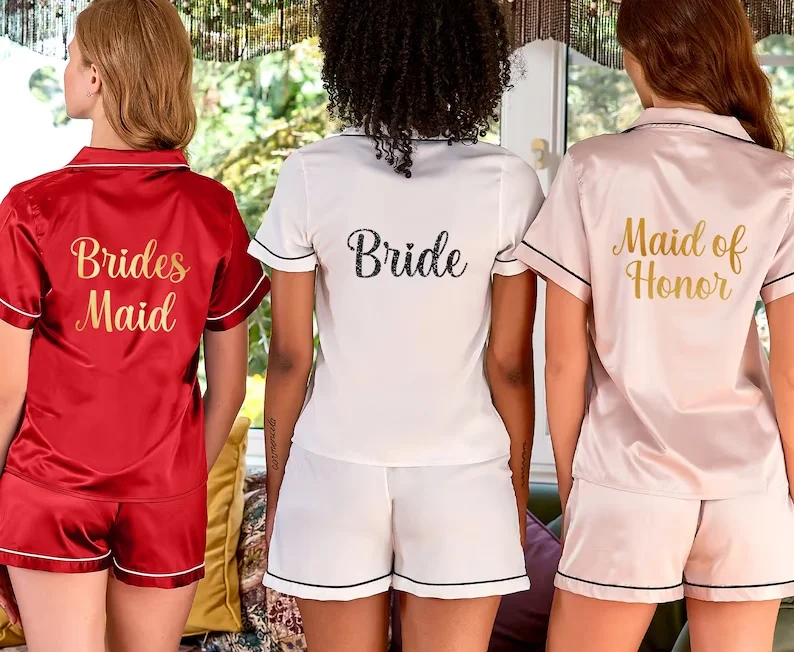 Conjunto de pijamas de novia personalizados para novia, pijama nupcial con monograma, conjunto de pijamas de novia, pantalones cortos de satén para