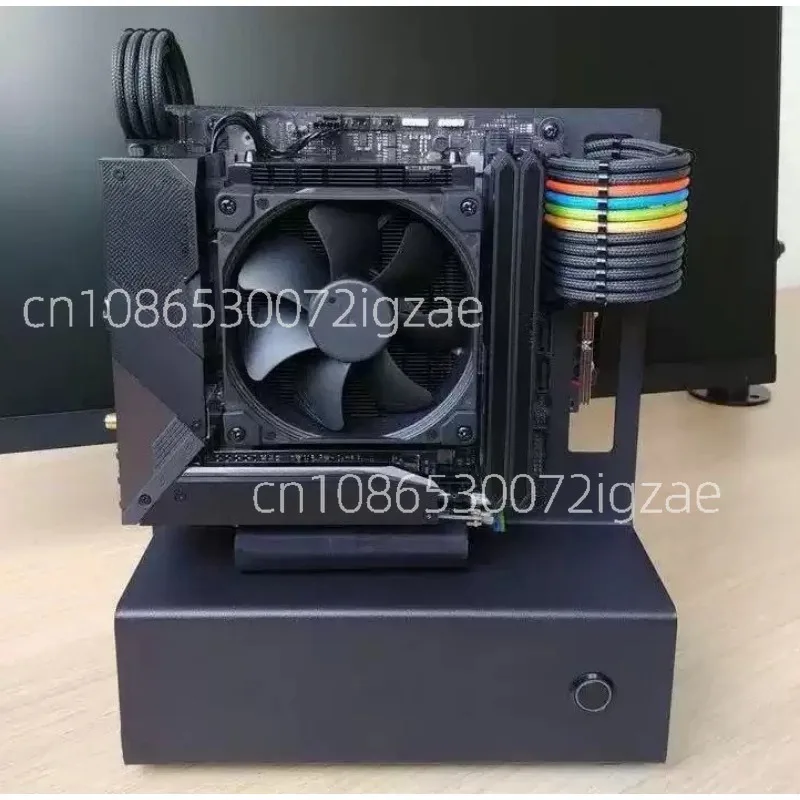 ITX chassis, open chassis, CODRA mini chassis, portable host, sea view room with simple and high aesthetic value，Empty chassis