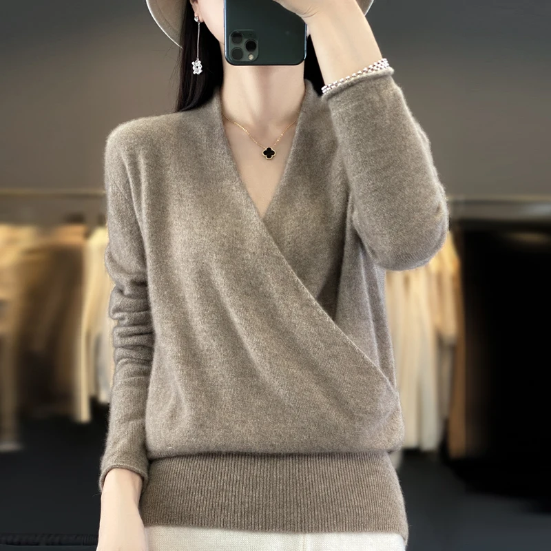 2024 new 100% pure wool women\'s V-neck knitted bottoming shirt blouse explosion cashmere sweater in autumn and winter