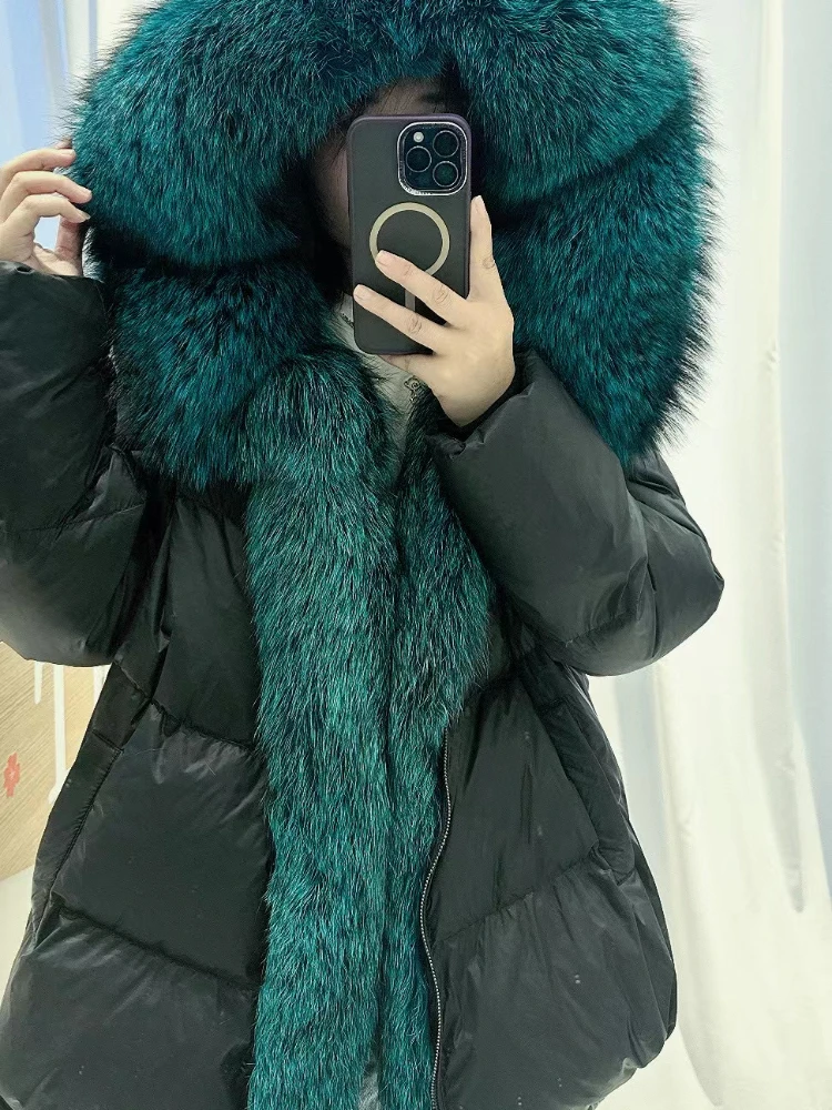 المرأة 2025 معطف الأبيض بطة أسفل سترة سوبر كبيرة ريال الفضة الثعلب الفراء طوق مقنعين موضة جديدة ملابس خارجية سترة منفوخة جديد #5