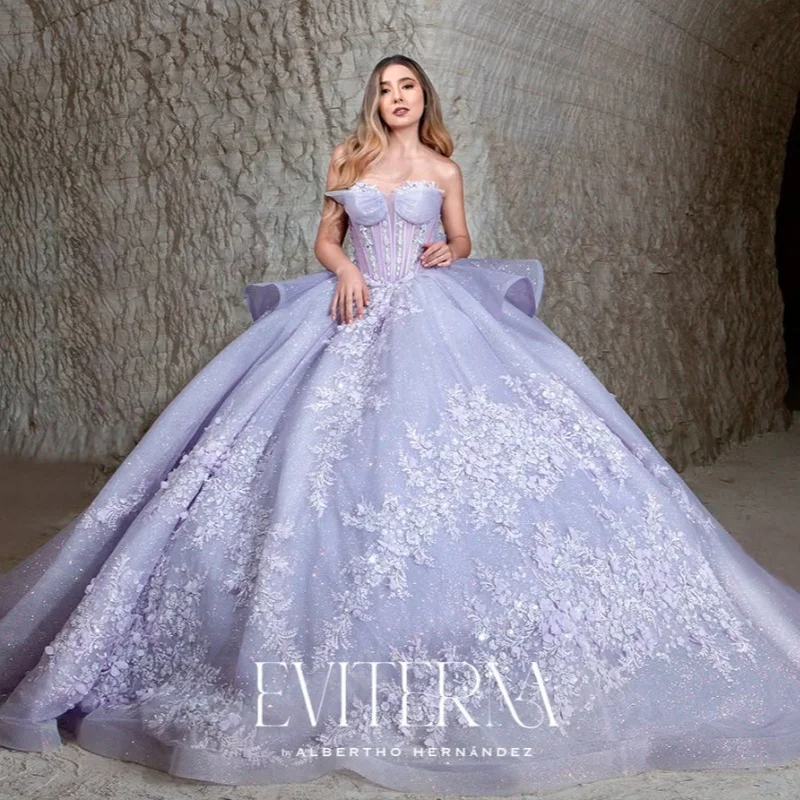 

Lavender Quinceanera Dresses Off Shoulder Ball Gown Sweet 16 Dress Applique Lace Bow Beads Tull Birthday Party Vestidos 15 De