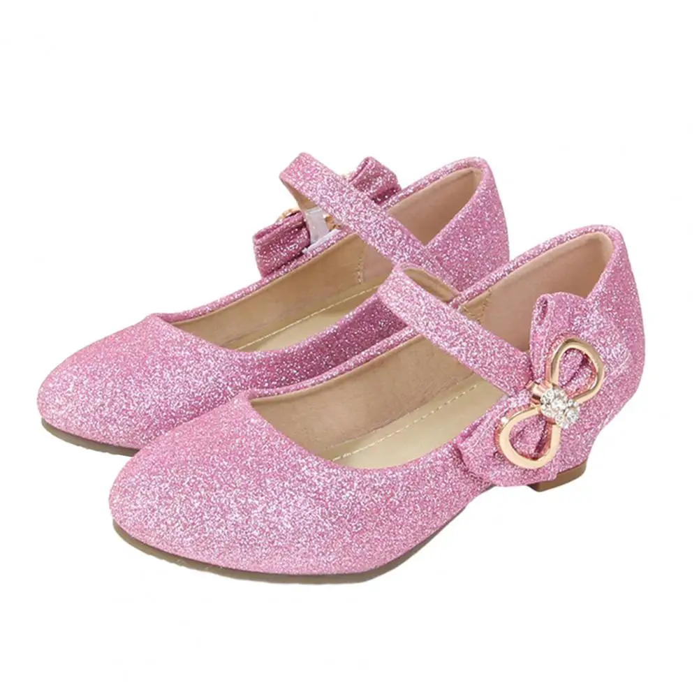 Рисунок 5 - Туфли принцессы с блестящими бантами