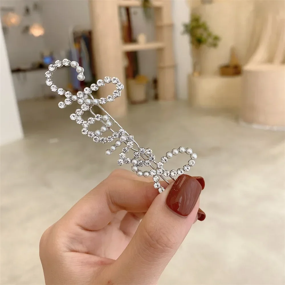 Temperament Letters Side Clip Hair Card A Word Clip Simple Pearl Hair Clip Headdress Female Rhinestone Hair Accessories