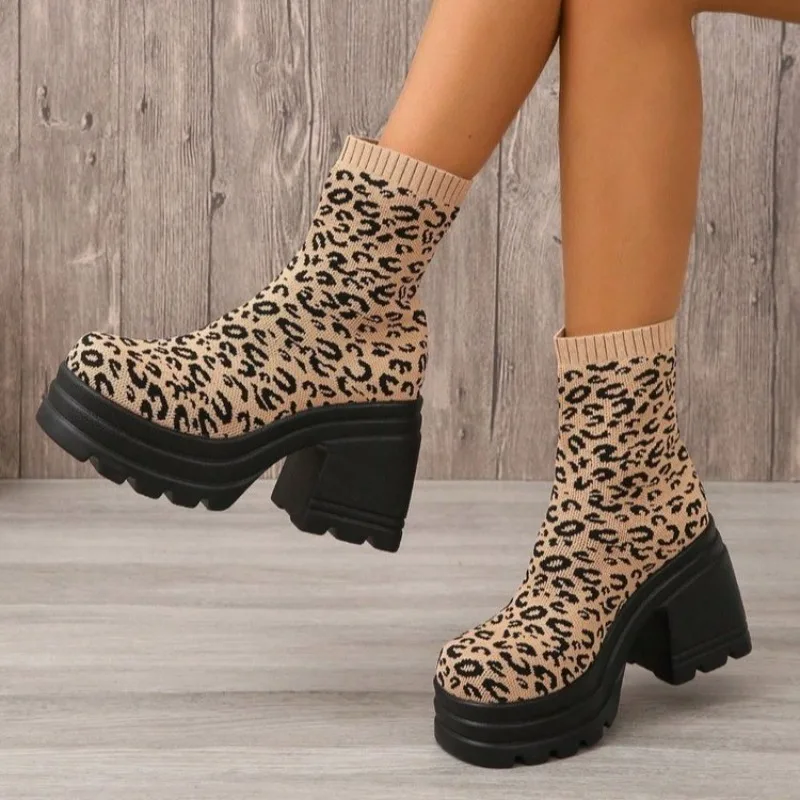 

Женская обувь 2025: женские ботинки до середины икры, модные современные ботинки с леопардовым принтом, женские горячие продажи, бестселлер, носки больших размеров, ботинки