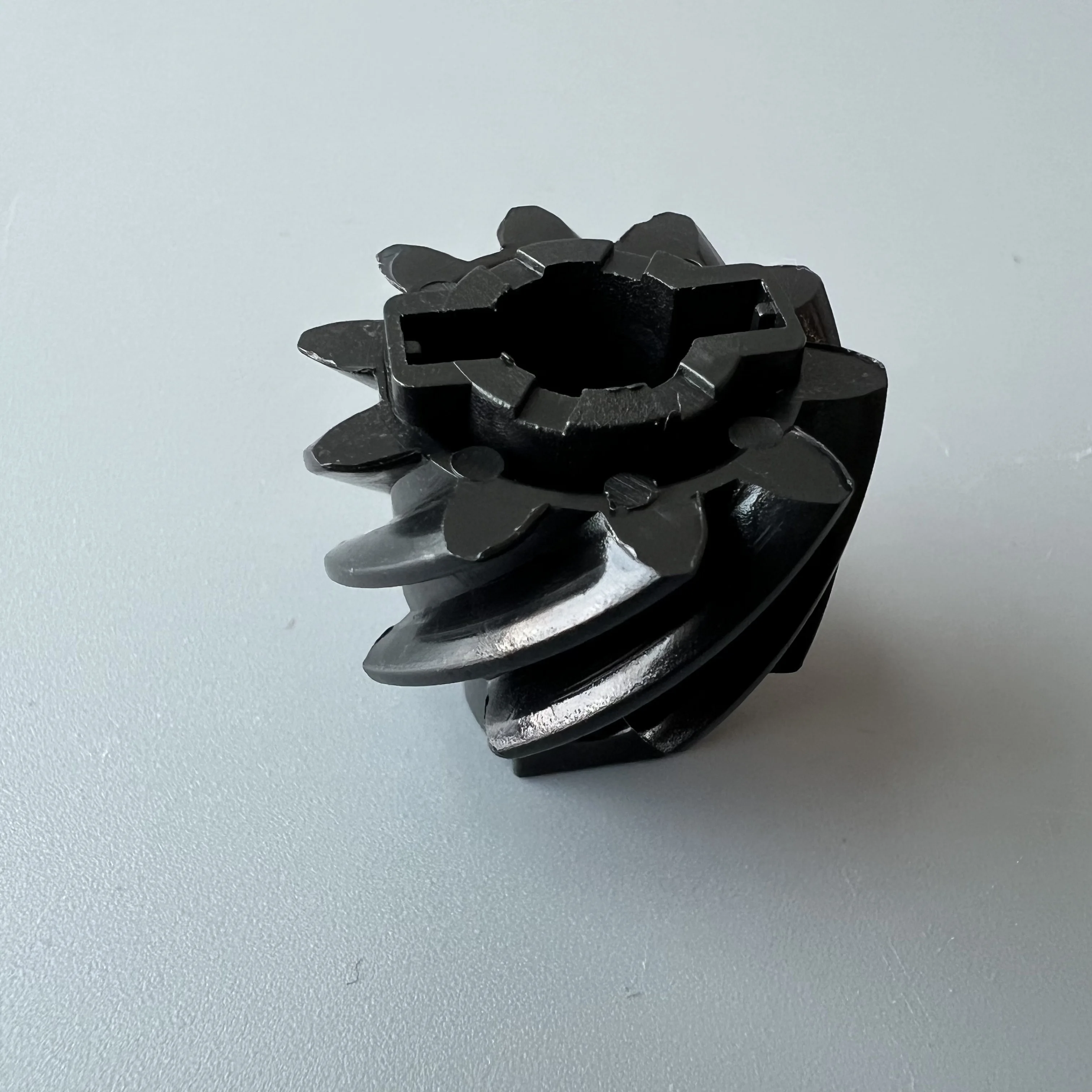(2 sztuki/lot) Fuji 10.T.HELICAL GEAR 327D 1060270   327D 1060170   327D 1060270 C 327D 1060170 B KEY WAY dla Frontier 500/550/570/590 — zdjęcie produktu 3