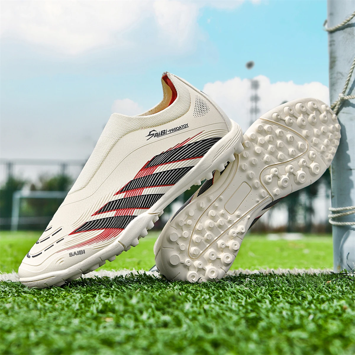 高品質のTFスポーツフットボールシューズ、快適、通気性、滑り止め、個性的でファッショナブル