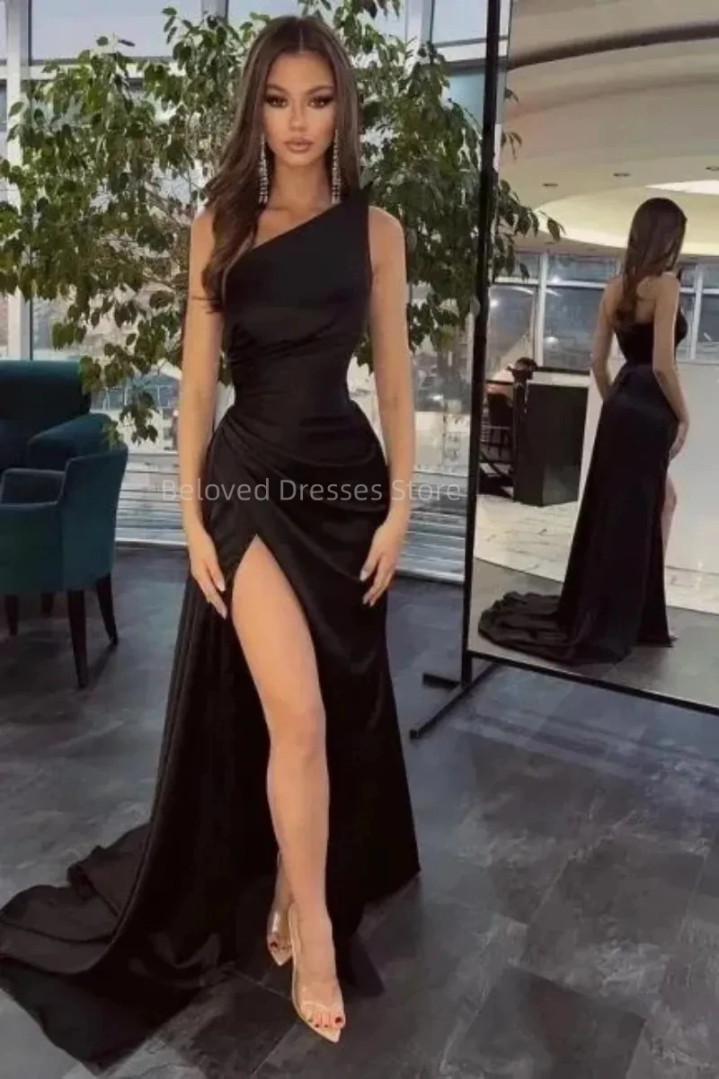 Classic Black Prom Dresses Mermaid Strapless Ruched Satin Evening Party Gowns With Side Slit Formal Abendkleider Robes De Soirée