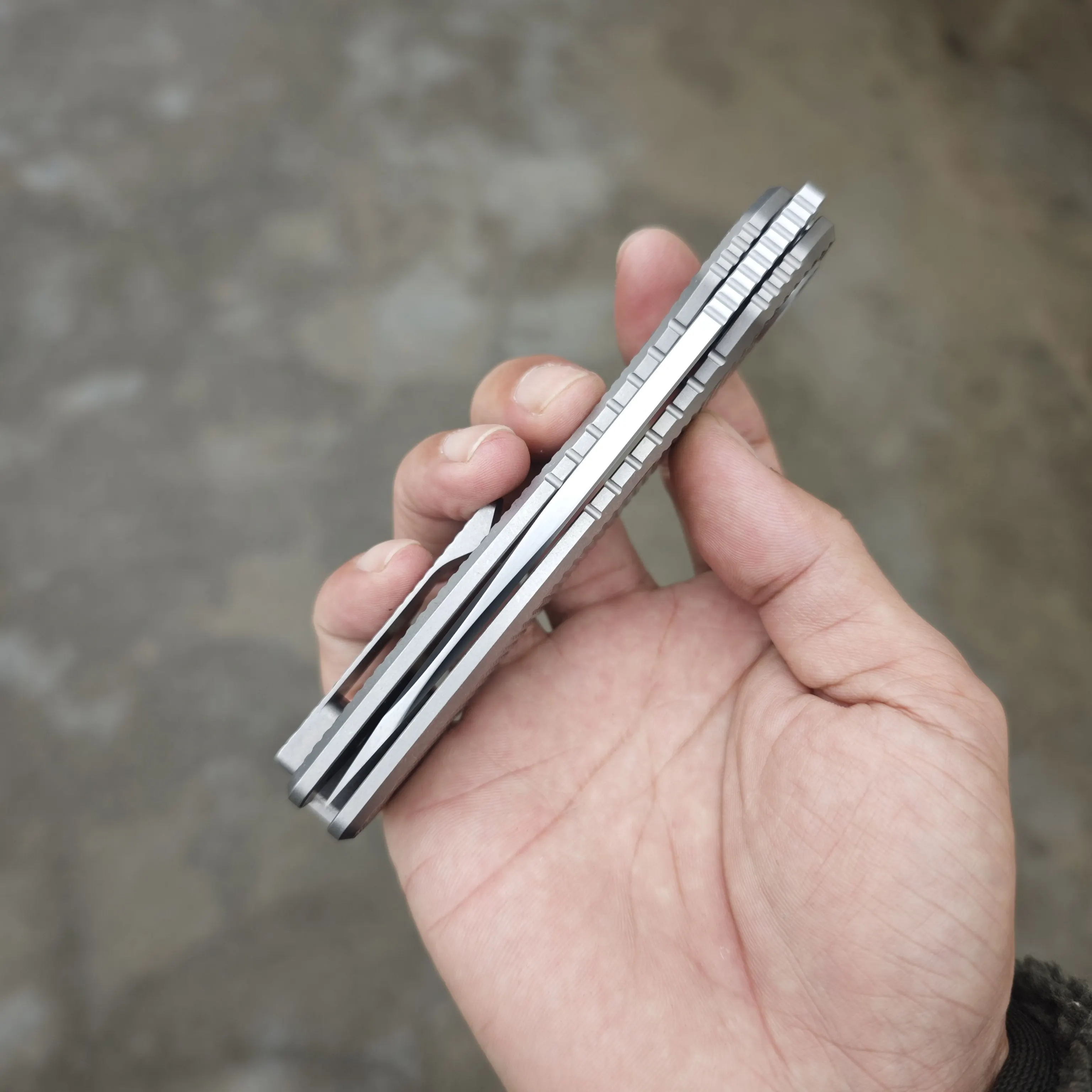 WinterPudding FSD Folding Knife - Titanium Handle VG10 Blade 61HRC Hardness Outdoor Utility EDC Tool for Camping and Hunting