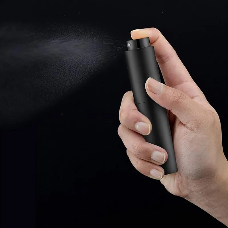 1 Stück Kunststoff 10ML Parfüm-Sprühflasche Mini Nachfüllbarer Zerstäuber Reise-Essential Parfüm-Spender für Unterwegs – Detail 4