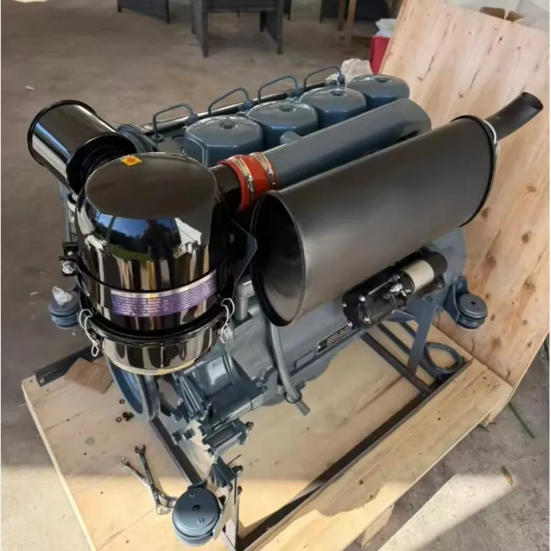 Excavator F4L912 4-stroke Engine 49 KW Euro 2 Emission 2350 RPM Complete Engine For