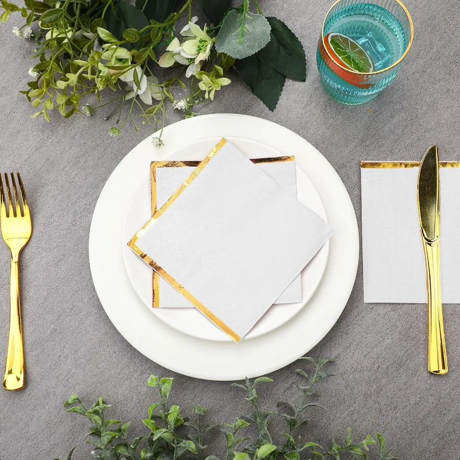 Tovaglioli di carta da 200 pezzi con bordo in lamina d'oro Tovaglioli da cocktail a 2 strati Tovaglioli da cocktail foderati con finiture dorate morbide Tovaglioli da cocktail decorativi