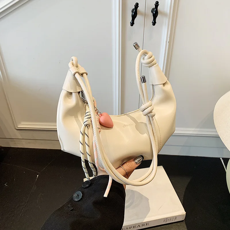 

New French Dumpling Bag Women's Light Luxury Messenger Bag Niche High-end Shoulder Bag Foreign Versatile Commute