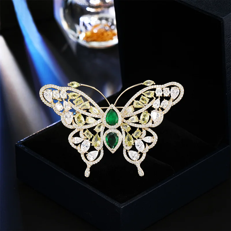 

Color Zircon Butterfly Brooch Brooch Coat Suit Pin Fashion Accessories