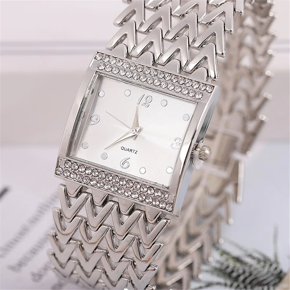 Luxury Golds Ladies Bracelet Watch Hot Fashion Simple Square Diamond Female Quartz Watches Stainless Steel Women Clock Dress